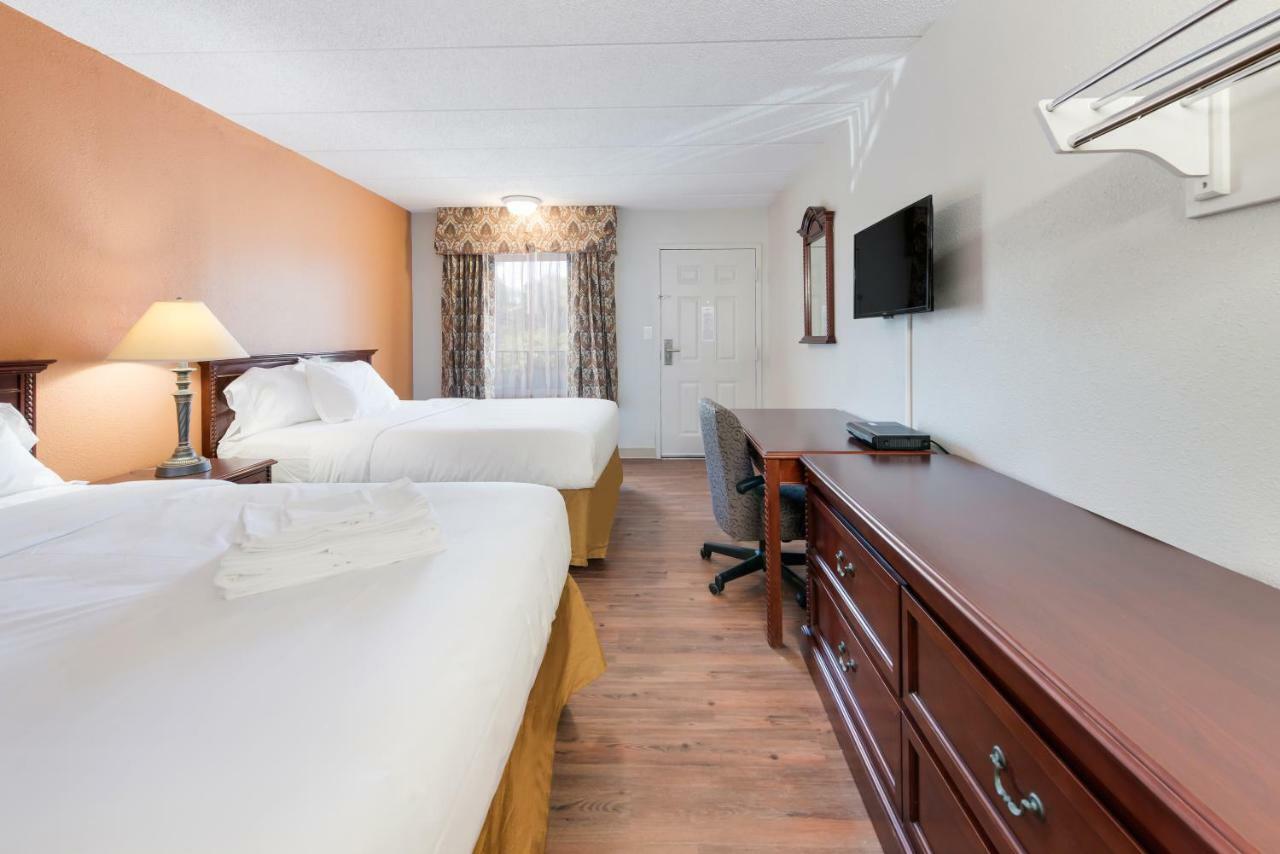Americas Best Value Inn Columbus Exterior foto