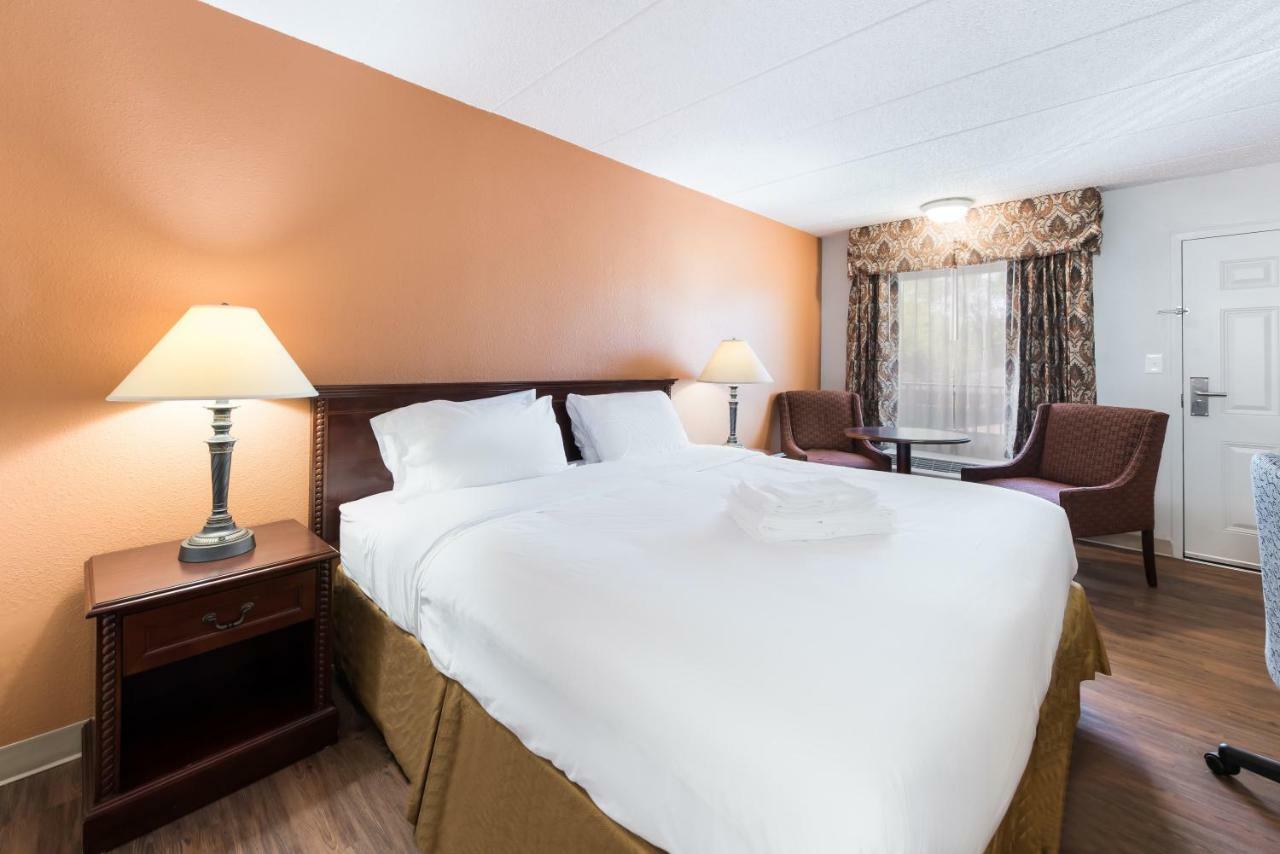 Americas Best Value Inn Columbus Exterior foto